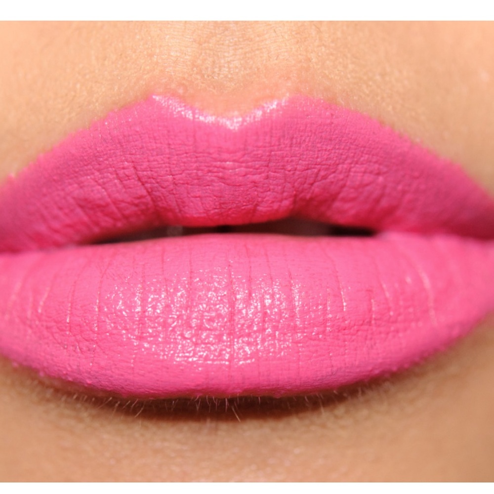Mac x chris chang lipsick in dddevilish